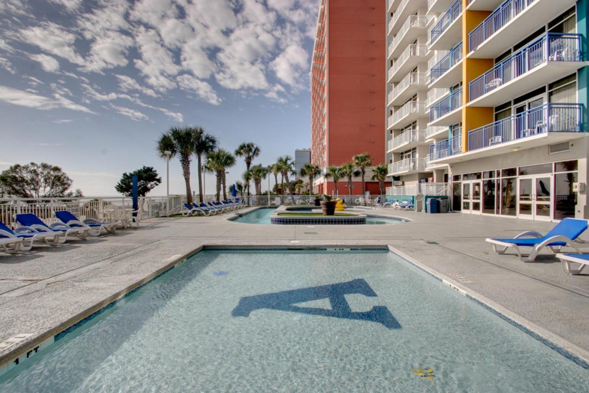Hosteeva Stunning Atlantica Resort Condo W Ocean-Front Views And Pools شاطئ ميرتل المظهر الخارجي الصورة